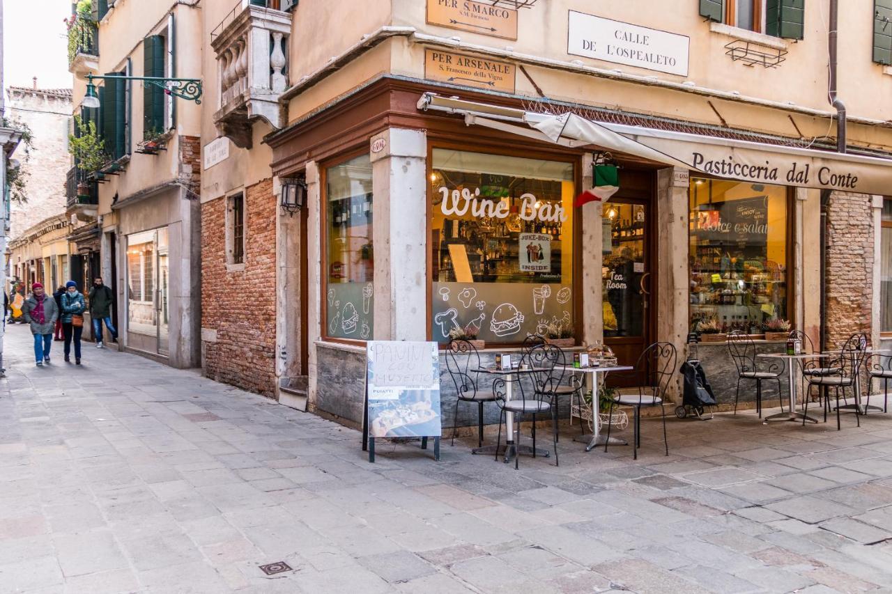 Doge's Pantheon & St.mark School In Hidden Apartamento *